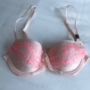 Victoria’s Secret bra